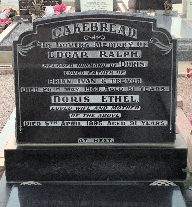 BLACKEBY Doris Ethel 1904-1995 grave.jpg